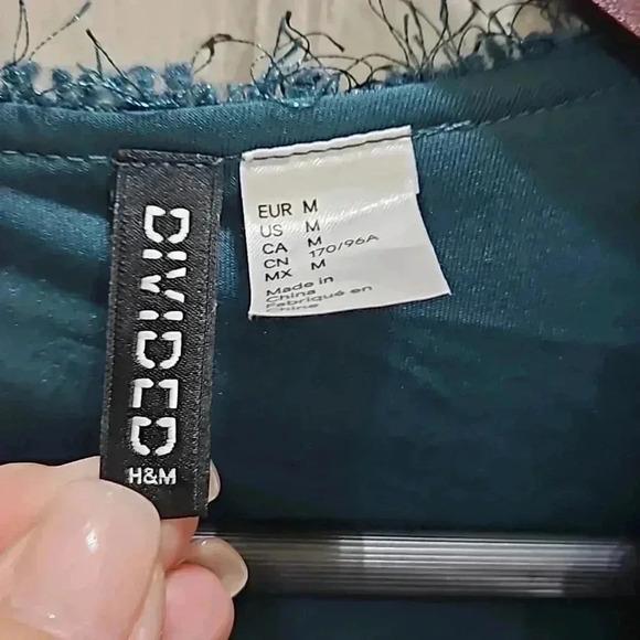 H&M Divided Teal Fuzzy Cardigan Sz Medium - Picture 2 of 5